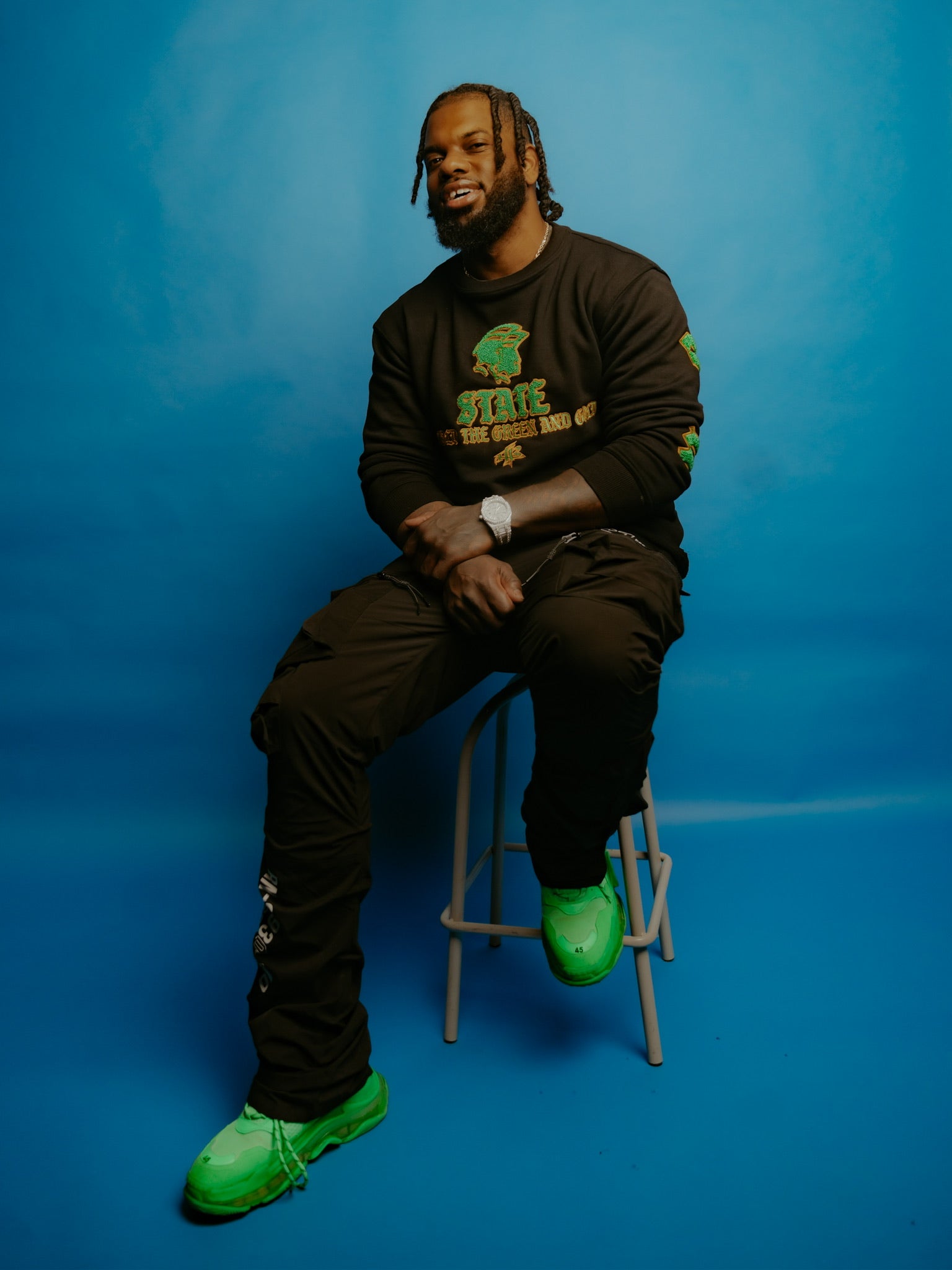 AncientBrand Behold Green and Gold Sweatshirt (Black) Premium